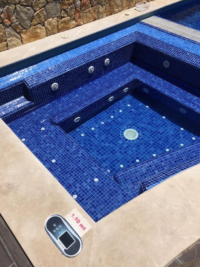 Full Private 300Sqm Villa Jacuzzi Heated Pool Ideal & Quiet Location Albufeira Luaran gambar