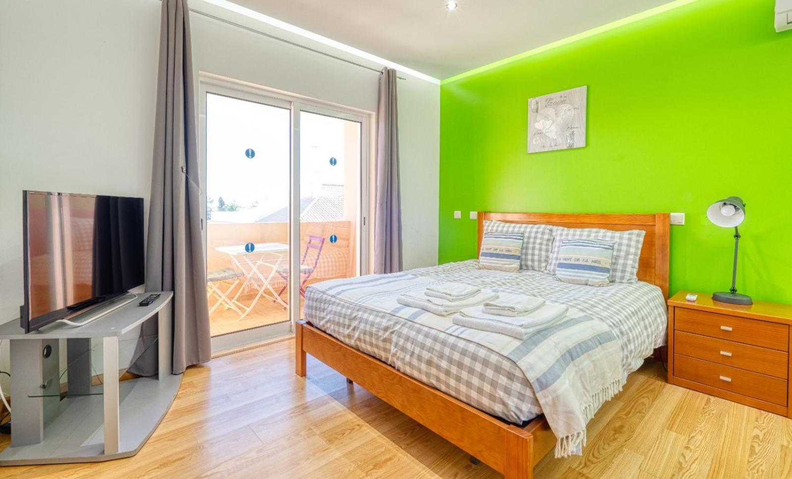 Full Private 300Sqm Villa Jacuzzi Heated Pool Ideal & Quiet Location Albufeira Luaran gambar