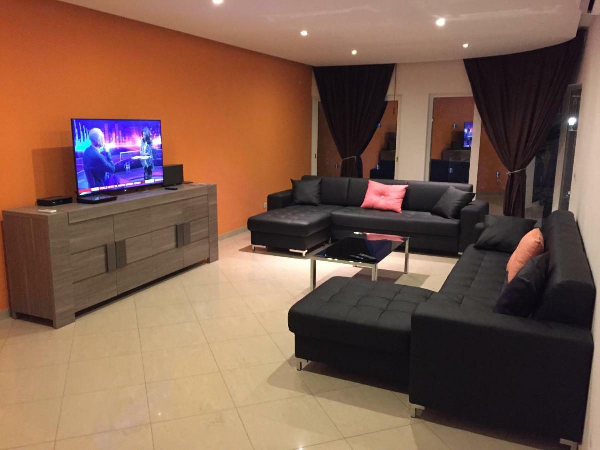 Full Private 300Sqm Villa Jacuzzi Heated Pool Ideal & Quiet Location Albufeira Luaran gambar