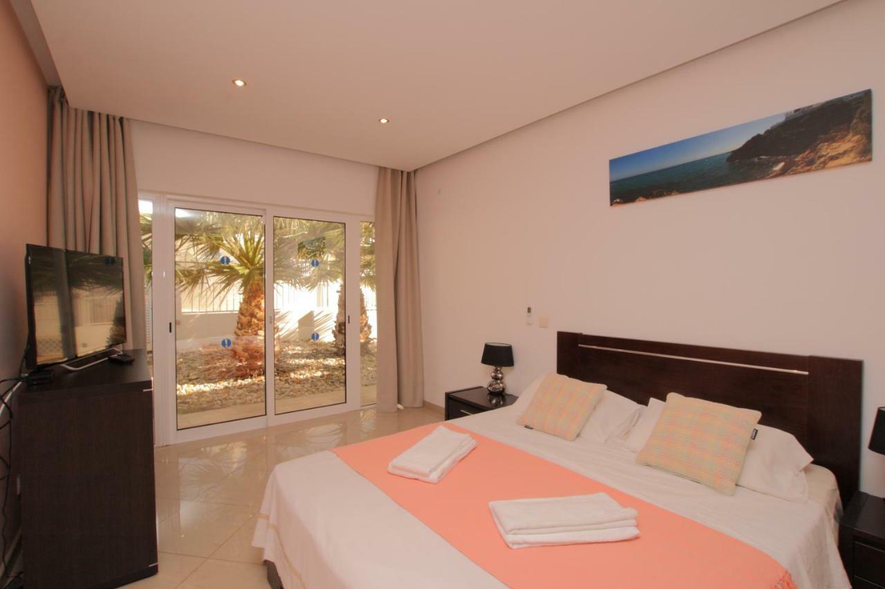 Full Private 300Sqm Villa Jacuzzi Heated Pool Ideal & Quiet Location Albufeira Luaran gambar