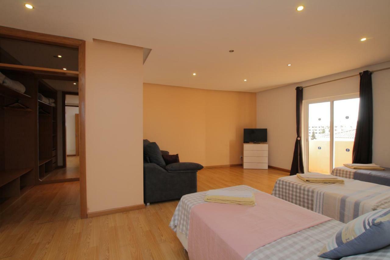 Full Private 300Sqm Villa Jacuzzi Heated Pool Ideal & Quiet Location Albufeira Luaran gambar
